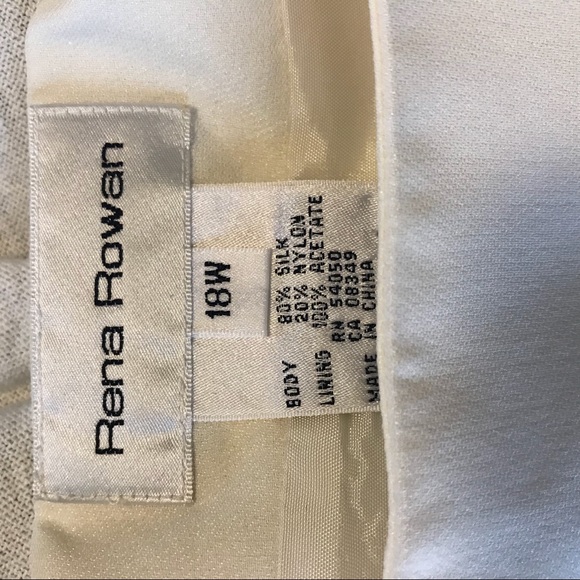 Top - Picture 2 of 3